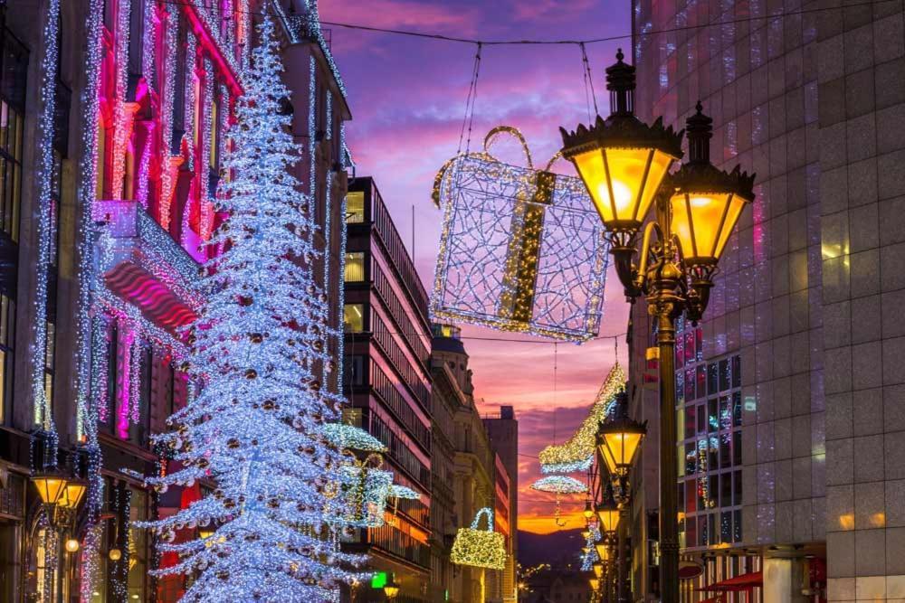 Casadeco Budapest Apt-Stunning New York Cafe View ภายนอก รูปภาพ