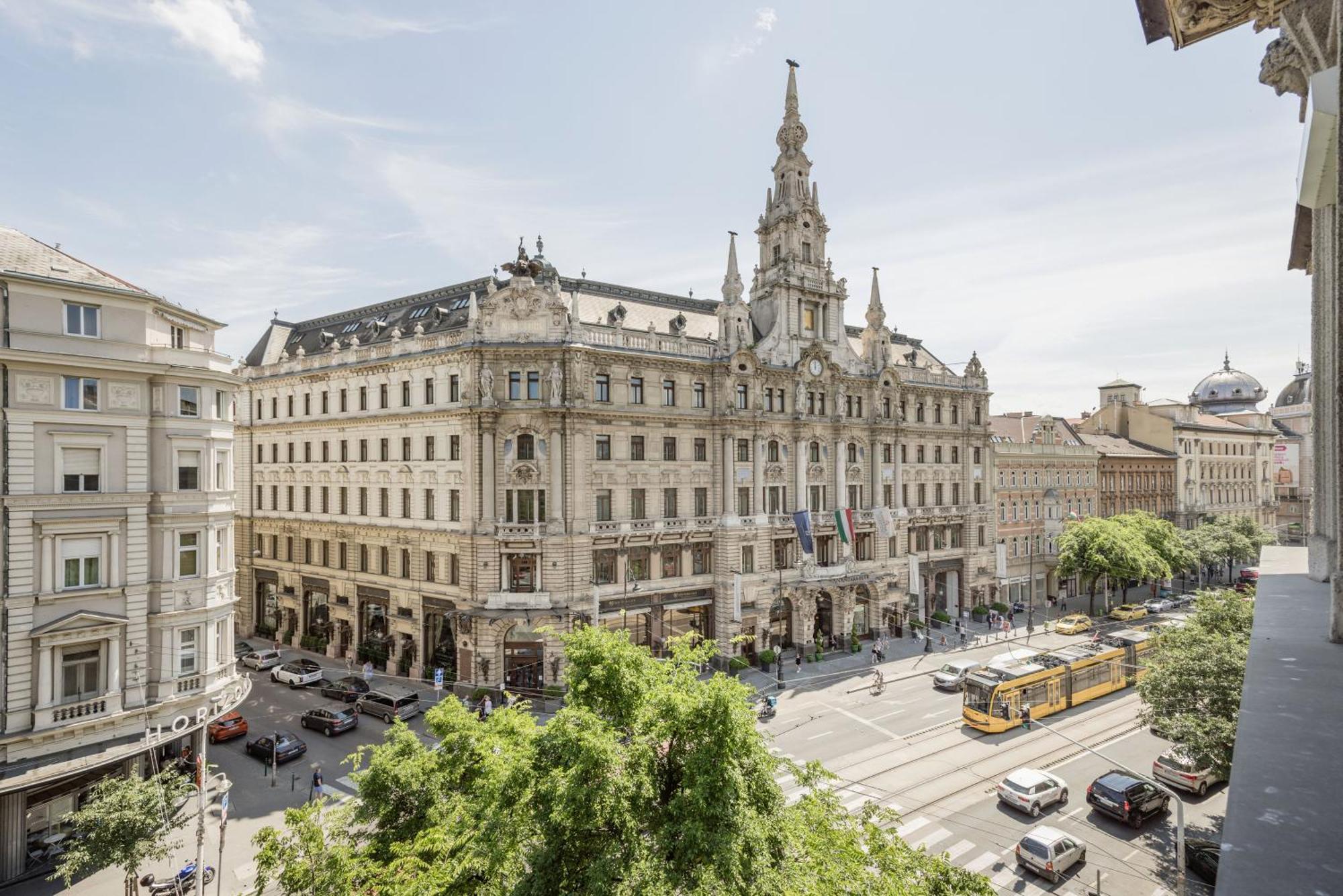 Casadeco Budapest Apt-Stunning New York Cafe View ภายนอก รูปภาพ